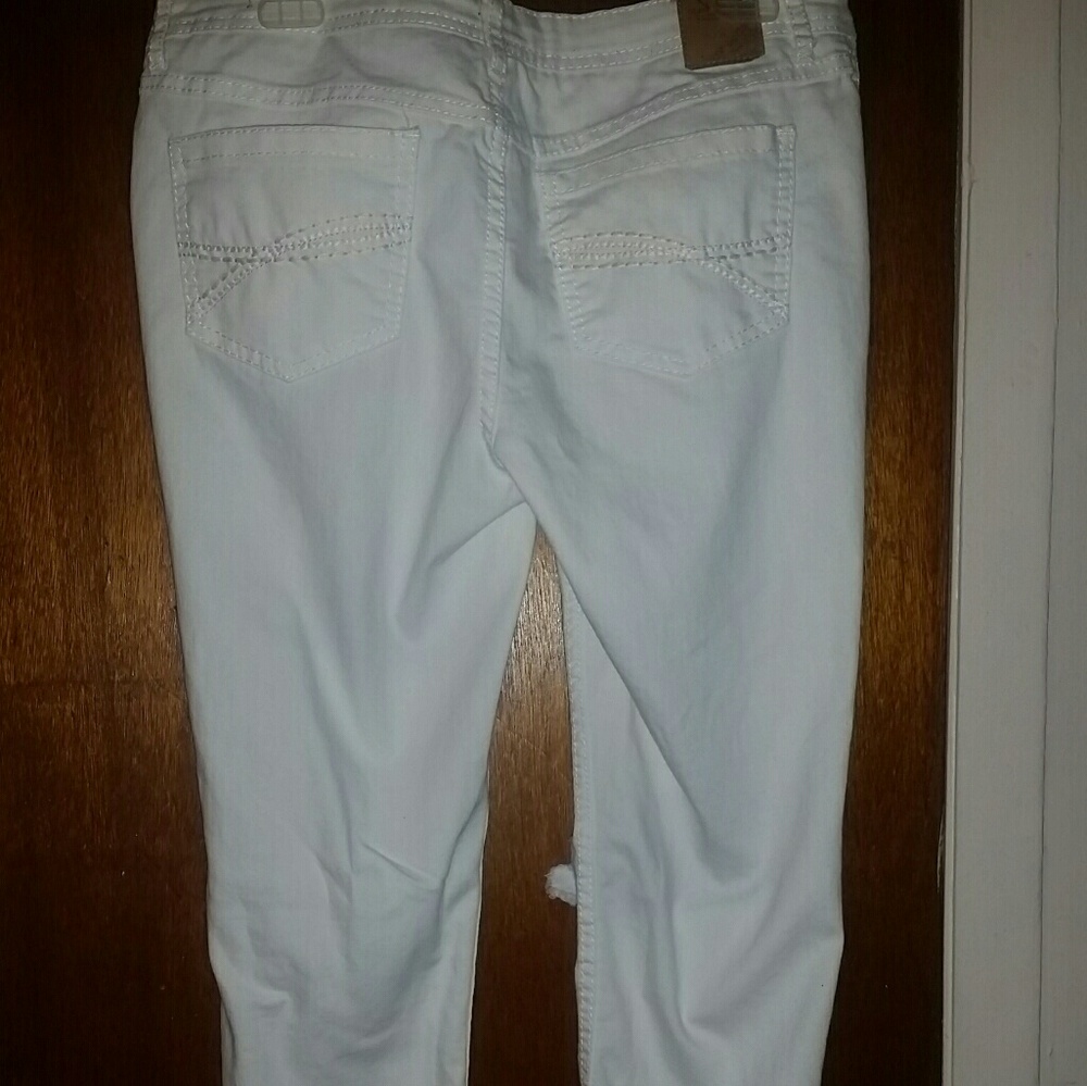 Custom Ripped Skinnys - Picture 3 of 3